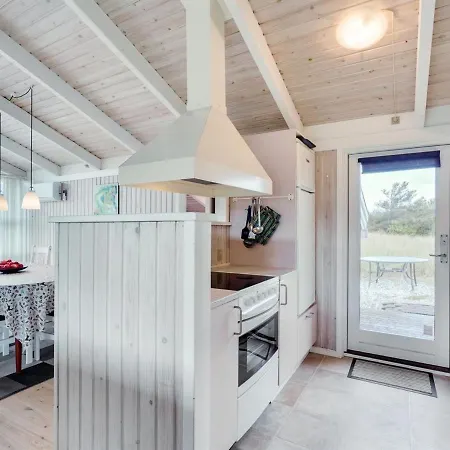 Holiday home Bertie - 700m From The Sea In Nw Jutland By Interhome Hirtshals