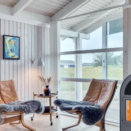Holiday home Bertie - 700m From The Sea In Nw Jutland By Interhome Hirtshals
