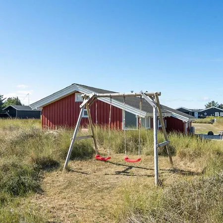 Holiday home Bertie - 700m From The Sea In Nw Jutland By Interhome